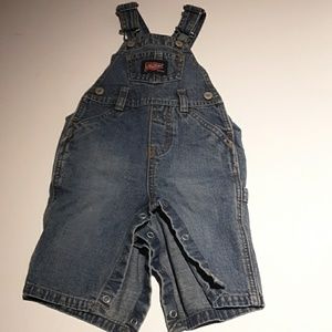 Old navy overalls size 3 to 6 months